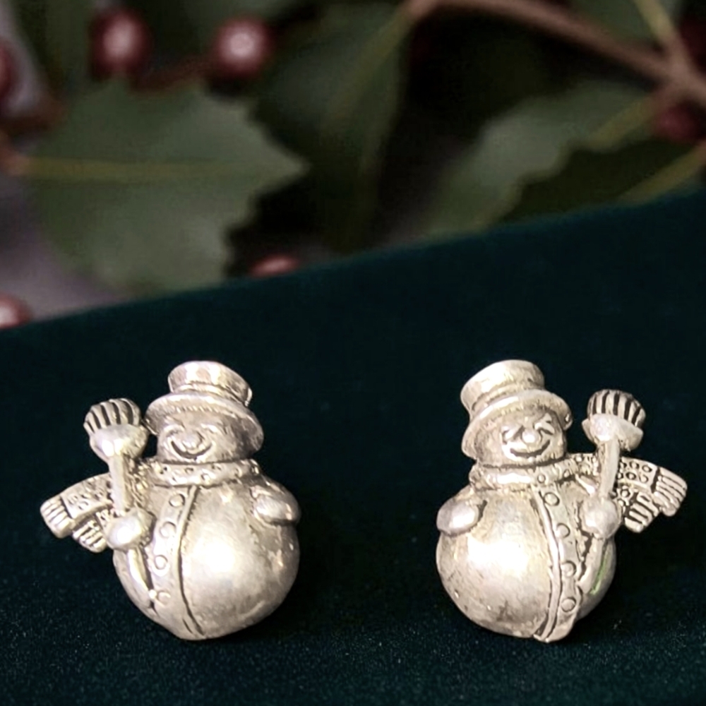 Festive Sterling Silver Snowman Post Earrings